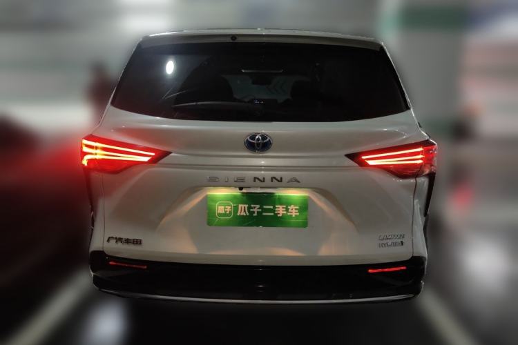Used Toyota SIENNA 2021 2.5L Hybrid Premium Edition Rear