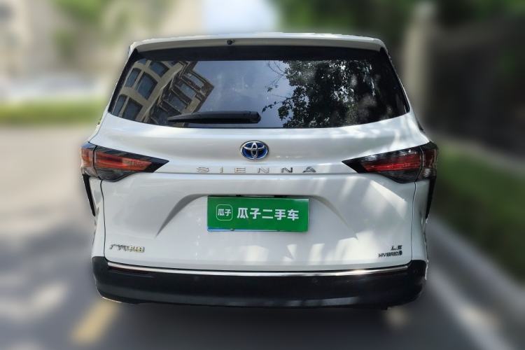 Used Toyota SIENNA 2021 2.5L Hybrid Comfort Edition Rear