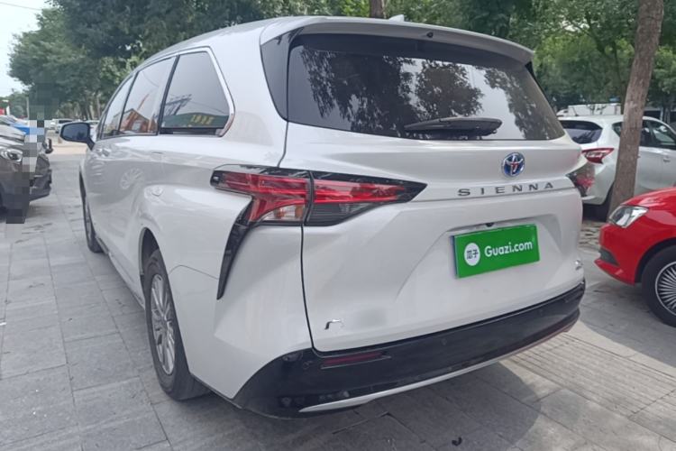 Used Toyota SIENNA 2021 2.5L Hybrid Luxury Edition Rear Left 45 Deg