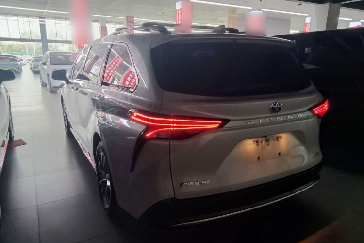 Used Toyota SIENNA 2021 2.5L Hybrid Platinum Edition Rear Left 45 Deg