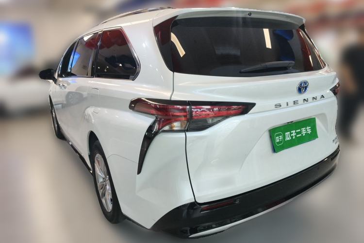Used Toyota SIENNA 2021 2.5L Hybrid Ultimate Edition Rear Left 45 Deg