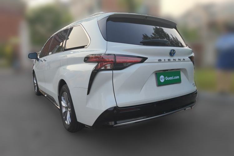 Used Toyota SIENNA 2021 2.5L Hybrid Platinum Edition Rear Left 45 Deg