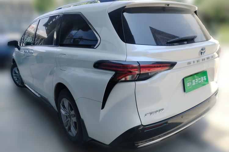 Used Toyota SIENNA 2021 2.5L Hybrid Platinum Edition Rear Left 45 Deg