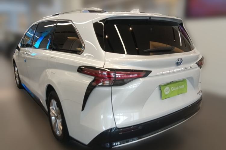 Used Toyota SIENNA 2021 2.5L Hybrid Platinum Edition Rear Left 45 Deg