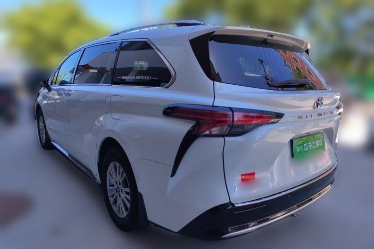 Used Toyota SIENNA 2021 2.5L Hybrid Premium Edition Rear Left 45 Deg