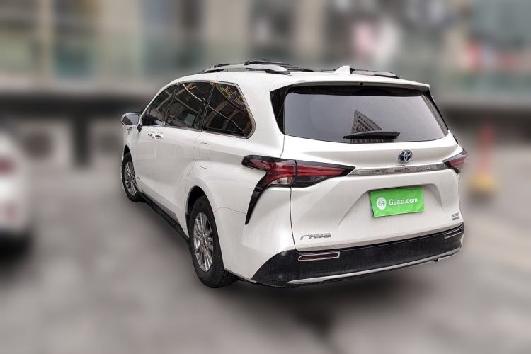 Used Toyota SIENNA 2021 2.5L Hybrid Premium Edition Rear Left 45 Deg