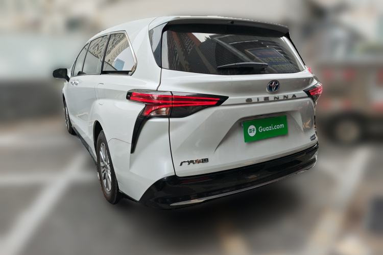 Used Toyota SIENNA 2021 2.5L Hybrid Premium Edition Rear Left 45 Deg