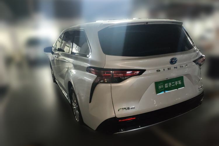 Used Toyota SIENNA 2021 2.5L Hybrid Premium Edition Rear Left 45 Deg
