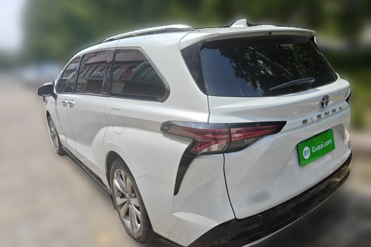Used Toyota SIENNA 2021 2.5L Hybrid Premium Edition Rear Left 45 Deg
