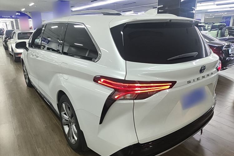 Used Toyota SIENNA 2021 2.5L Hybrid Platinum Edition Rear Left 45 Deg