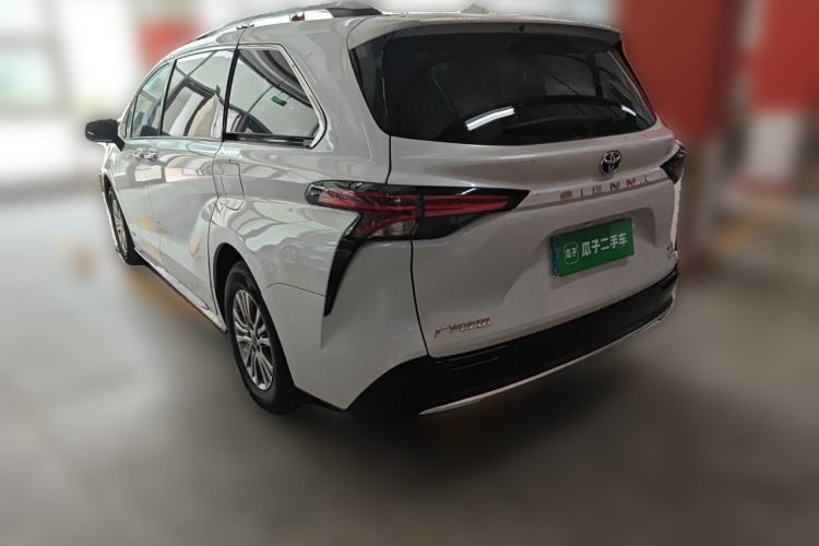 Used Toyota SIENNA 2021 2.5L Hybrid Premium Edition Rear Left 45 Deg