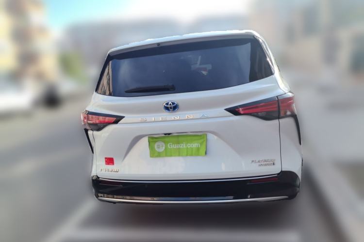 Used Toyota SIENNA 2021 2.5L Hybrid Platinum Edition Rear
