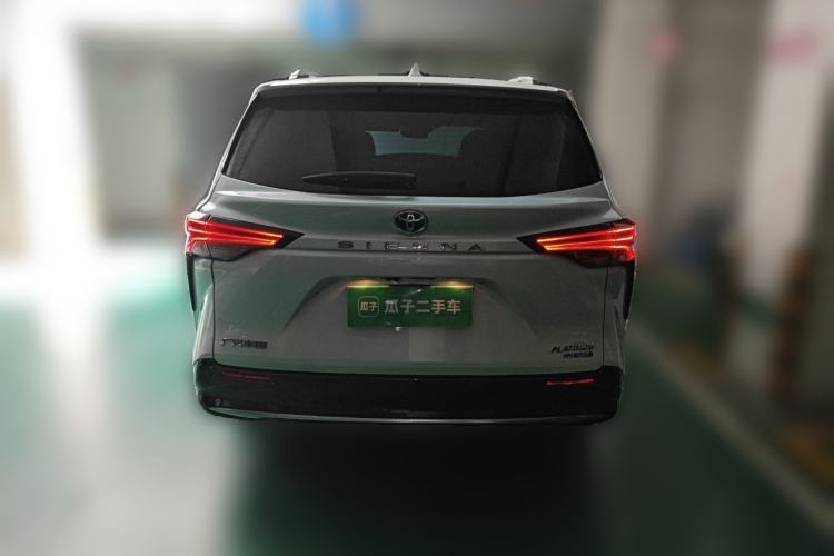 Used Toyota SIENNA 2021 2.5L Hybrid Platinum Edition Rear