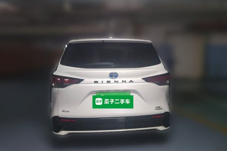 Used Toyota SIENNA 2021 2.5L Hybrid Comfort Edition Rear