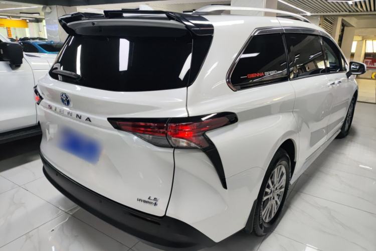 Used Toyota SIENNA 2021 2.5L Hybrid Comfort Edition Rear Right 45 Deg