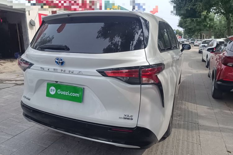 Used Toyota SIENNA 2021 2.5L Hybrid Luxury Edition Rear Right 45 Deg