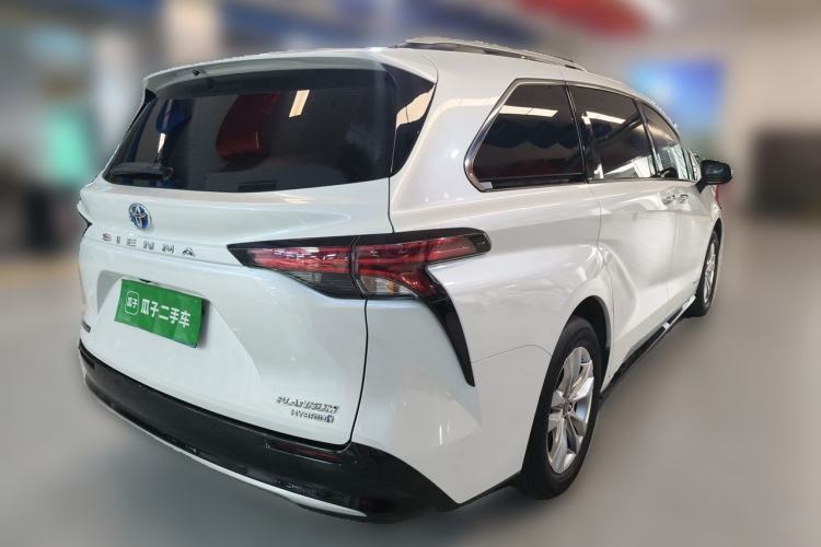 Used Toyota SIENNA 2021 2.5L Hybrid Ultimate Edition Rear Right 45 Deg