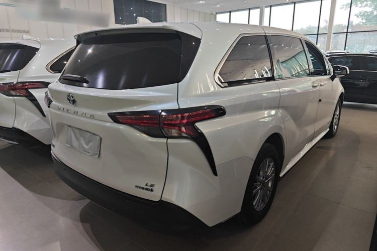 Used Toyota SIENNA 2021 2.5L Hybrid Comfort Edition Rear Right 45 Deg