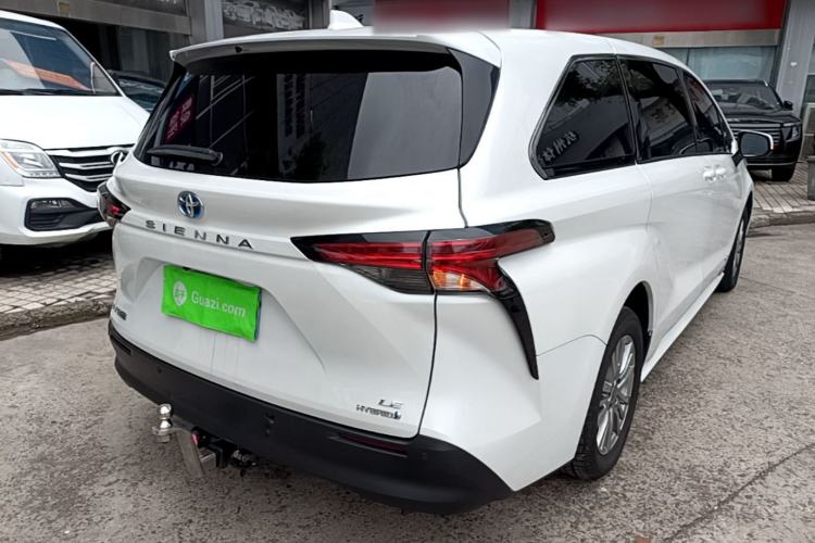 Used Toyota SIENNA 2021 2.5L Hybrid Comfort Edition Rear Right 45 Deg