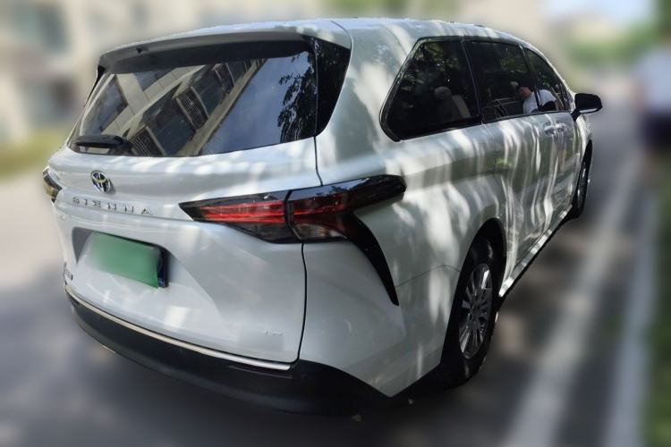 Used Toyota SIENNA 2021 2.5L Hybrid Comfort Edition Rear Right 45 Deg