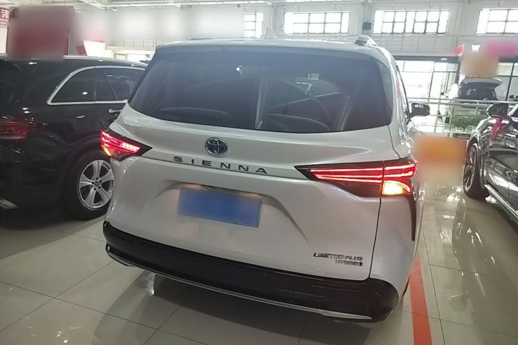Used Toyota SIENNA 2021 2.5L Hybrid Ultimate Edition Rear Right 45 Deg
