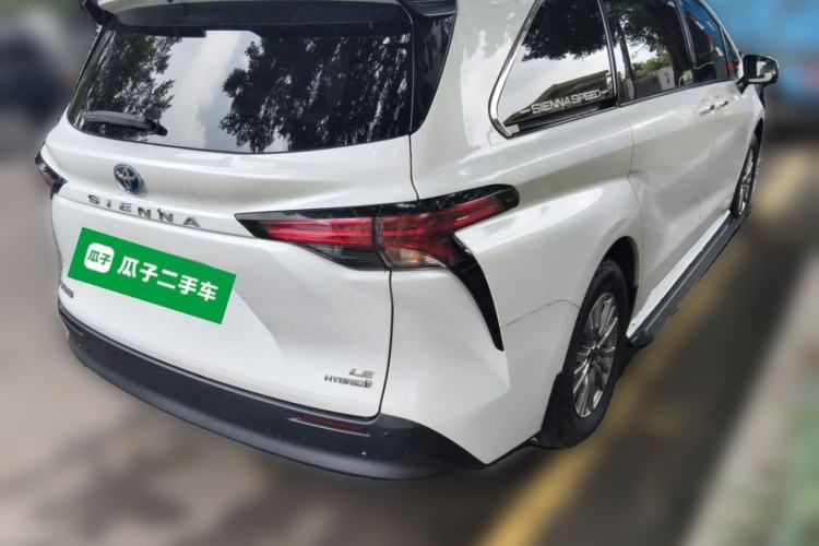 Used Toyota SIENNA 2021 2.5L Hybrid Comfort Edition Rear Right 45 Deg
