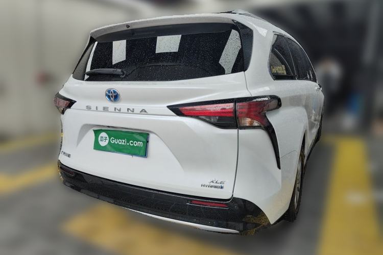 Used Toyota SIENNA 2021 2.5L Hybrid Luxury Edition Rear Right 45 Deg