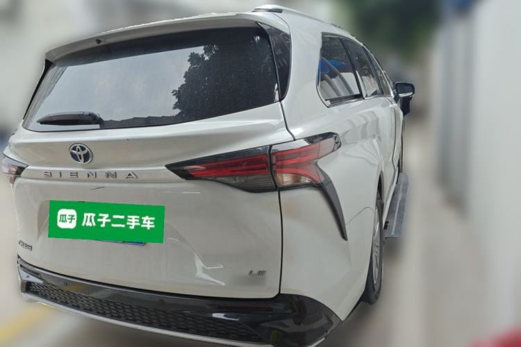 Used Toyota SIENNA 2021 2.5L Hybrid Comfort Edition Rear Right 45 Deg