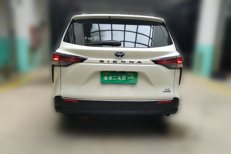 Used Toyota SIENNA  Rear