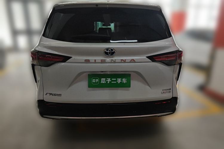 Used Toyota SIENNA 2021 2.5L Hybrid Premium Edition Rear