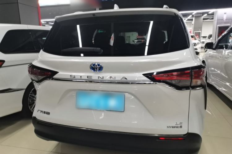 Used Toyota SIENNA 2021 2.5L Hybrid Comfort Edition Rear