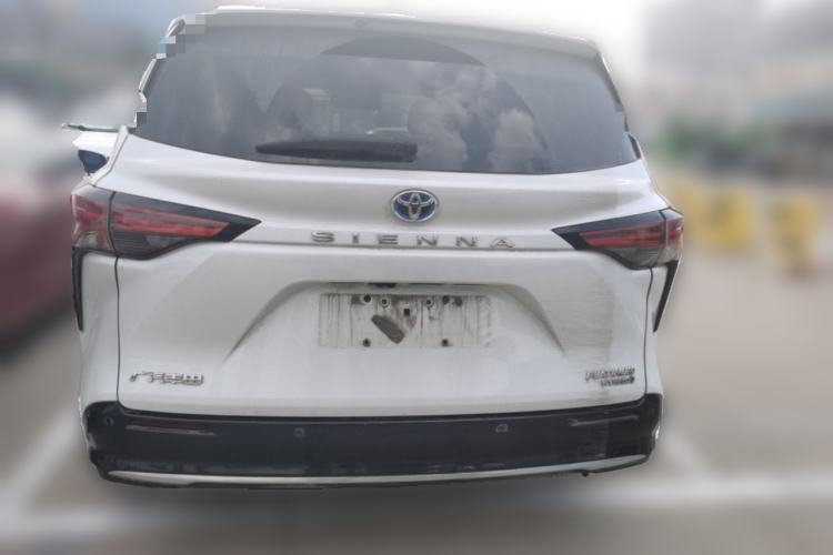Used Toyota SIENNA 2021 2.5L Hybrid Platinum Edition Rear
