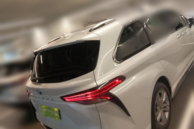 Used Toyota SIENNA 2021 2.5L Hybrid Ultimate Edition Rear