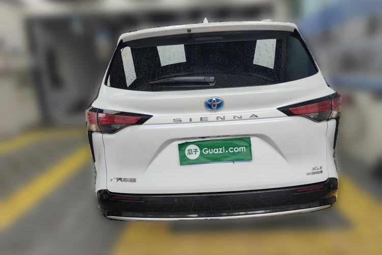 Used Toyota SIENNA 2021 2.5L Hybrid Luxury Edition Rear
