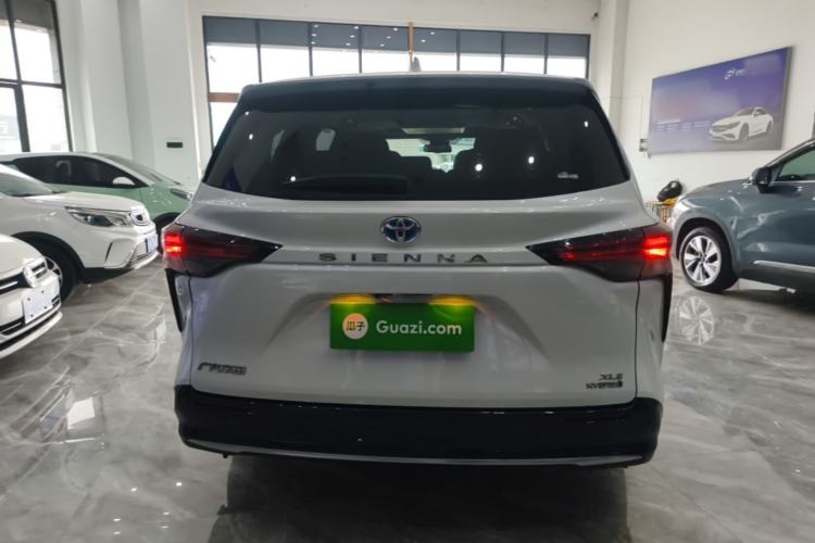 Used Toyota SIENNA 2021 2.5L Hybrid Luxury Edition Rear