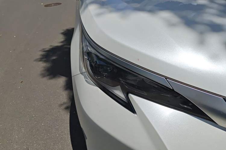 Used Toyota SIENNA 2021 2.5L Hybrid Ultimate Edition Right Front Headlight