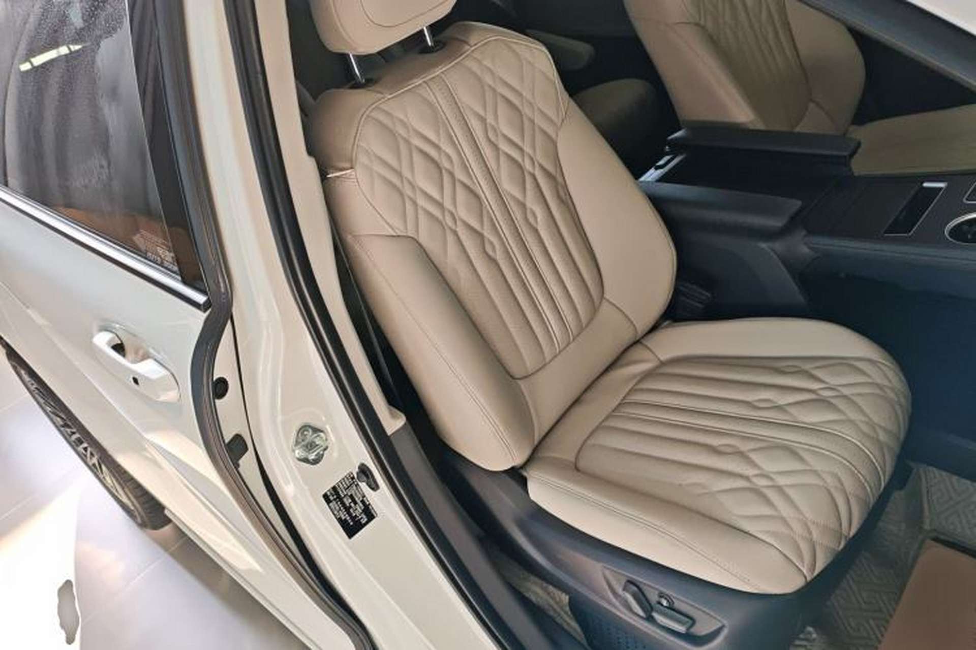 Used Toyota SIENNA 2021 2.5L Hybrid Comfort Edition Right Front Seat
