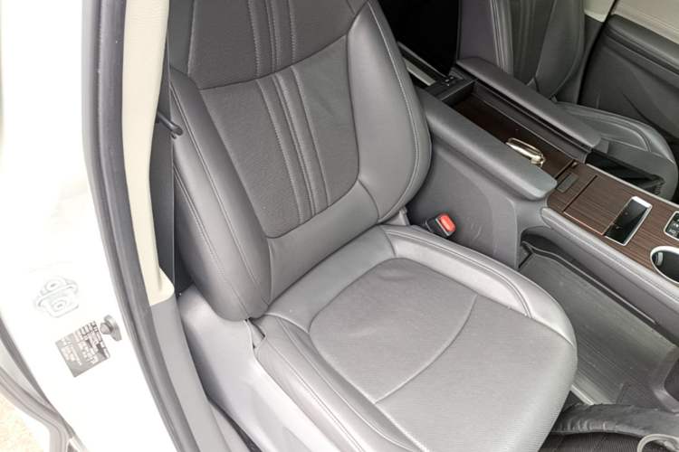 Used Toyota SIENNA 2021 2.5L Hybrid Comfort Edition Right Front Seat