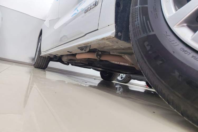 Used Toyota SIENNA 2021 2.5L Hybrid Comfort Edition Right Side Sill