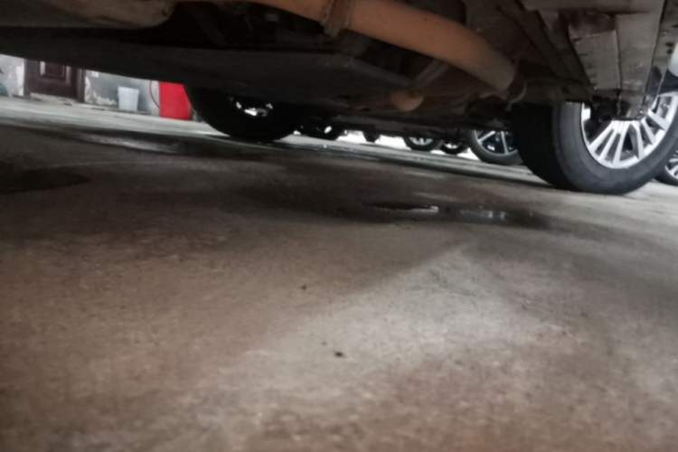 Used Toyota SIENNA 2021 2.5L Hybrid Premium Edition Right Side Sill