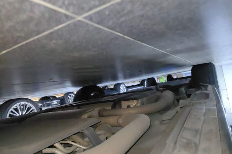 Used Toyota SIENNA 2021 2.5L Hybrid Premium Edition Right Side Sill