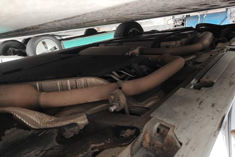 Used Toyota SIENNA 2021 2.5L Hybrid Comfort Edition Right Side Sill