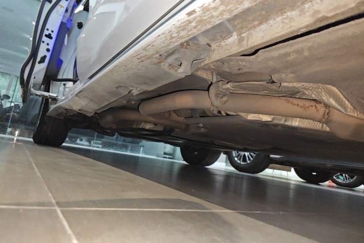 Used Toyota SIENNA 2021 2.5L Hybrid Comfort Edition Right Side Sill