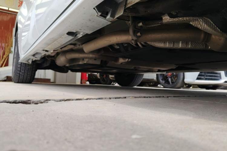 Used Toyota SIENNA 2021 2.5L Hybrid Comfort Edition Right Side Sill