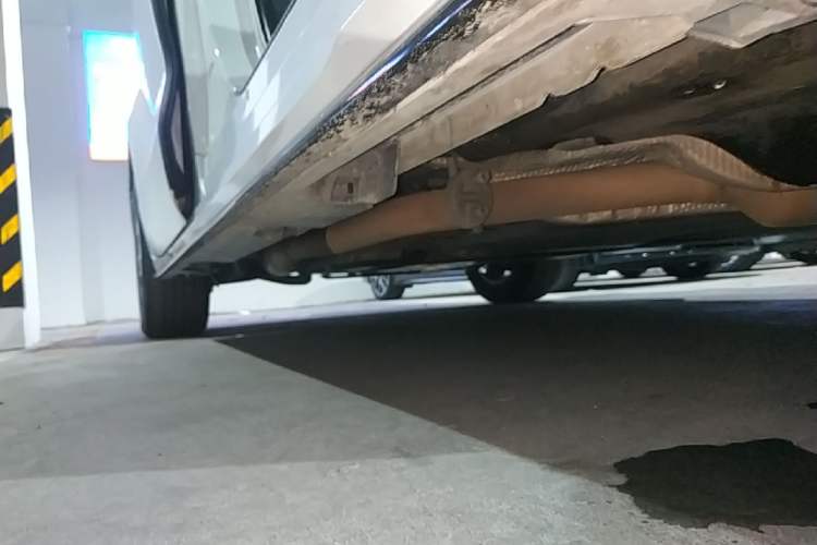Used Toyota SIENNA 2021 2.5L Hybrid Ultimate Edition Right Side Sill