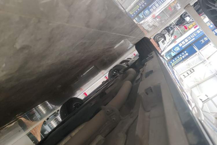 Used Toyota SIENNA 2021 2.5L Hybrid Premium Edition Right Side Sill