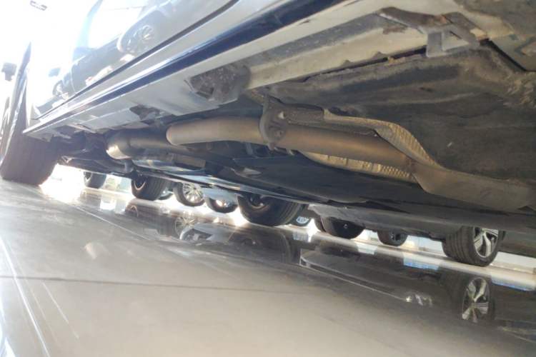 Used Toyota SIENNA 2021 2.5L Hybrid Premium Edition Right Side Sill