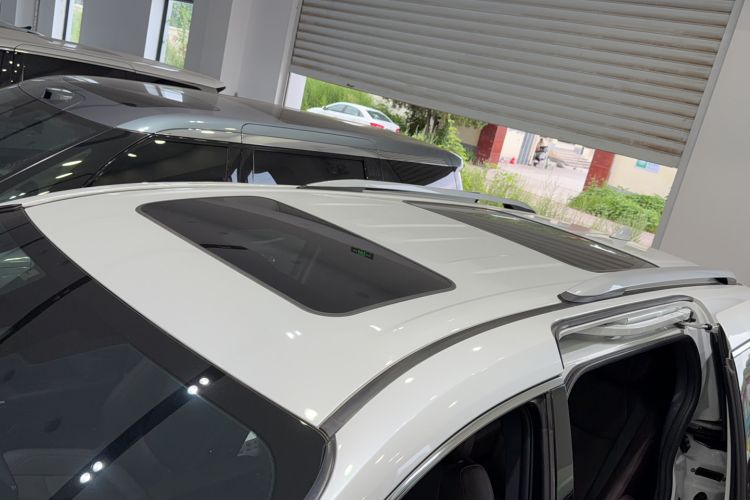 Used Toyota SIENNA 2021 2.5L Hybrid Platinum Edition Roof