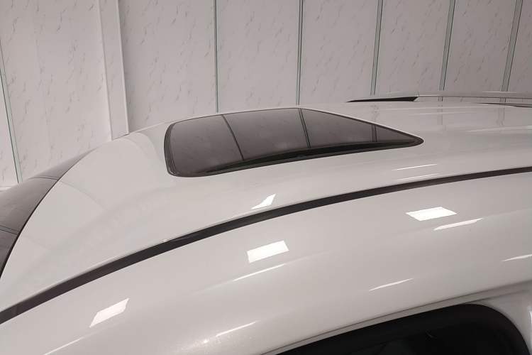 Used Toyota SIENNA 2021 2.5L Hybrid Platinum Edition Roof