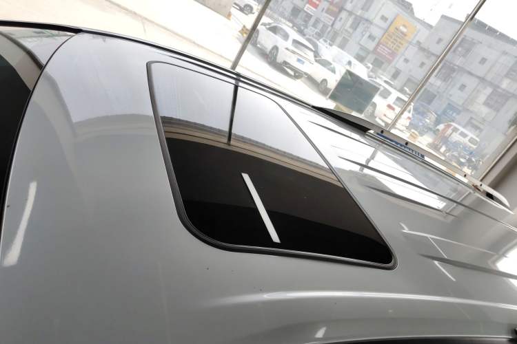Used Toyota SIENNA 2021 2.5L Hybrid Premium Edition Roof